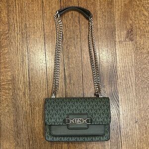 Michael Kors Green Crossbody Bag/Purse with Gold Chain Strap - NWOT
